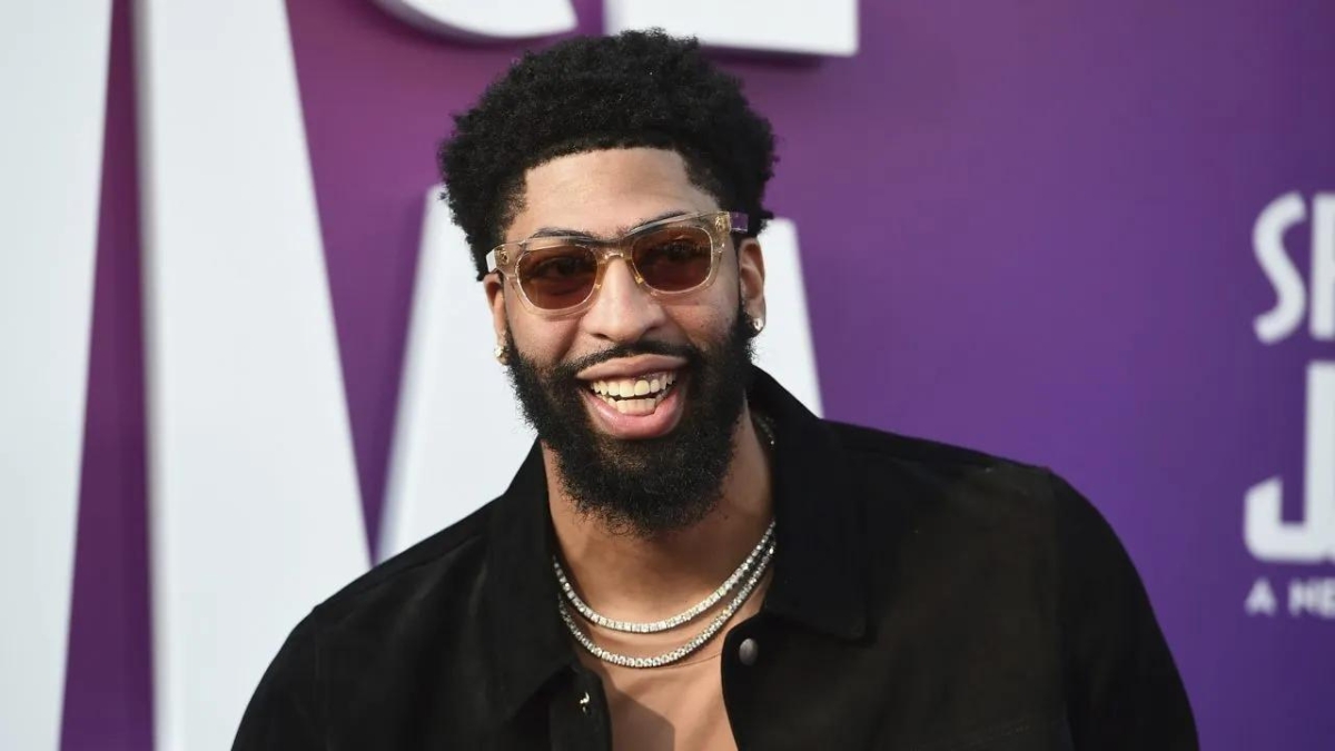 Anthony Davis News, Rumours, Facts - VH Stories
